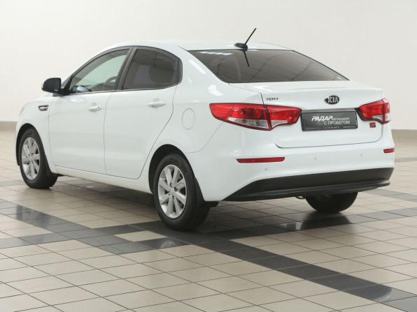 Kia Rio III Рестайлинг с пробегом 2017 года, цена 1 155 000 рублей, 121000 км, седан, Автокод Объявления
