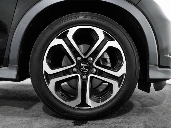 Honda Vezel I с пробегом 2014 года, цена 1 549 500 рублей, 125405 км, внедорожник, Автокод Объявления