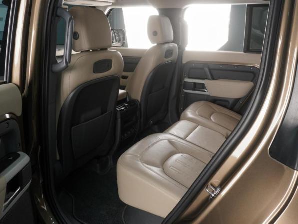 Land Rover Defender II с пробегом 2021 года, цена 7 825 000 рублей, 45569 км, внедорожник, Автокод Объявления
