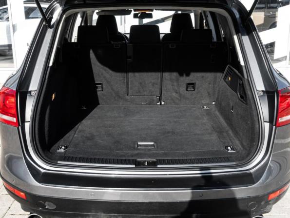 Volkswagen Touareg II с пробегом 2010 года, цена 1 590 000 рублей, 249051 км, внедорожник, Автокод Объявления