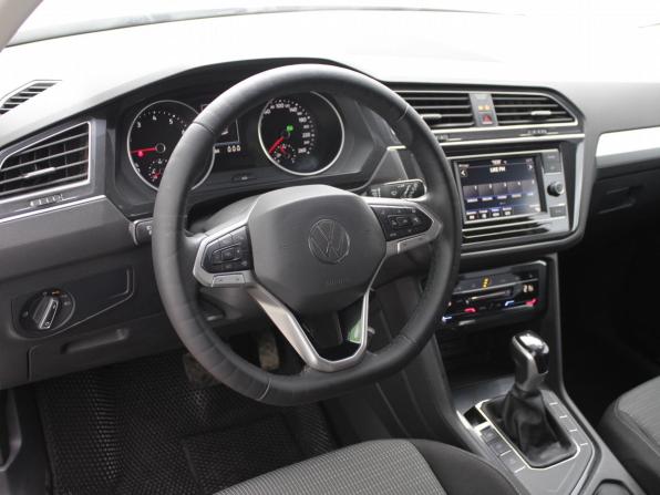 Volkswagen Tiguan II Рестайлинг с пробегом 2021 года, цена 2 430 000 рублей, 130081 км, внедорожник, Автокод Объявления
