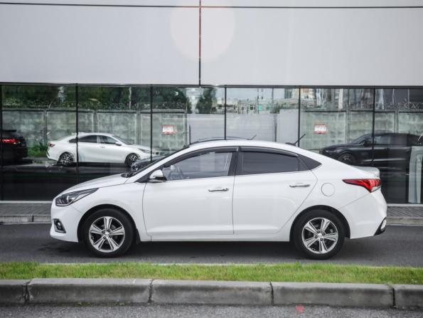 Hyundai Solaris II с пробегом 2019 года, цена 1 549 000 рублей, 85891 км, седан, Автокод Объявления
