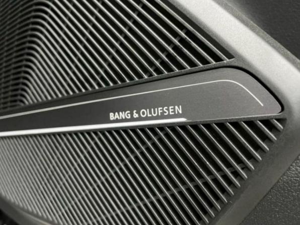 Новый Audi Q5 II (FY) Рестайлинг 2025 года, цена 5 750 000 рублей, внедорожник, Автокод Объявления