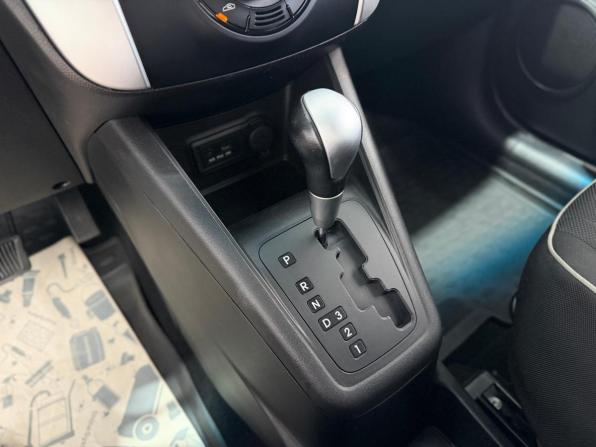 Kia Venga I Рестайлинг с пробегом 2014 года, цена 1 000 000 рублей, 119026 км, минивэн, Автокод Объявления