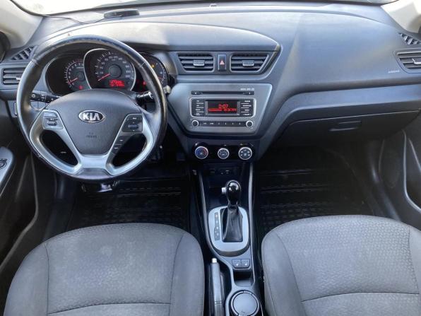 Kia Rio III Рестайлинг с пробегом 2017 года, цена 800 000 рублей, 101361 км, седан, Автокод Объявления