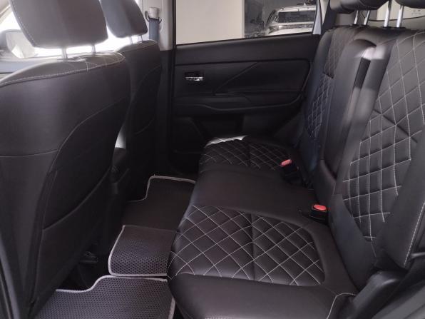 Mitsubishi Outlander III Рестайлинг 3 с пробегом 2022 года, цена 2 360 000 рублей, 60865 км, внедорожник, Автокод Объявления