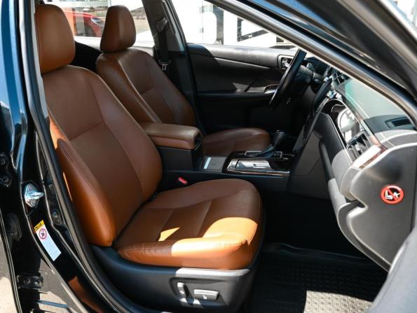 Toyota Camry VII (XV50) Рестайлинг с пробегом 2017 года, цена 2 329 000 рублей, 97329 км, седан, Автокод Объявления
