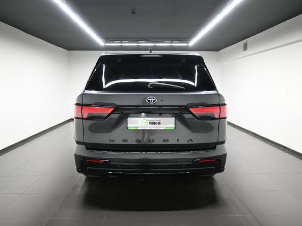 Toyota Sequoia III с пробегом 2023 года, цена 10 250 000 рублей, 53906 км, внедорожник, Автокод Объявления