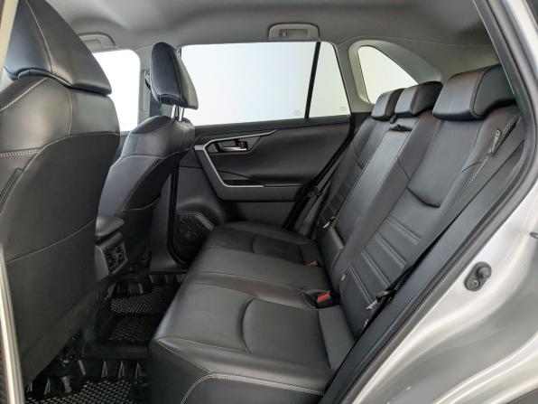 Toyota RAV4 V (XA50) с пробегом 2021 года, цена 3 350 000 рублей, 93687 км, внедорожник, Автокод Объявления