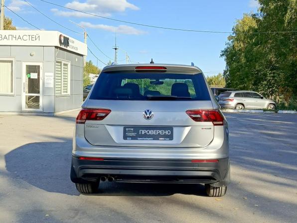 Volkswagen Tiguan II с пробегом 2018 года, цена 2 453 000 рублей, 126169 км, внедорожник, Автокод Объявления