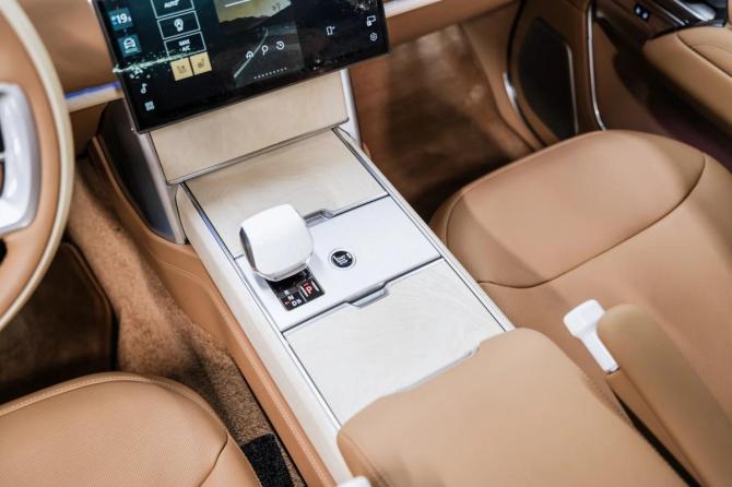Новый Land Rover Range Rover V 2025 года, цена 39 630 000 рублей, внедорожник, Автокод Объявления
