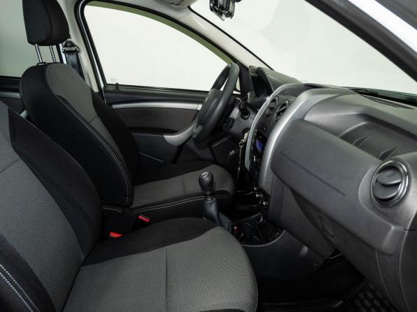 Renault Duster I Рестайлинг с пробегом 2017 года, цена 1 598 000 рублей, 67000 км, внедорожник, Автокод Объявления