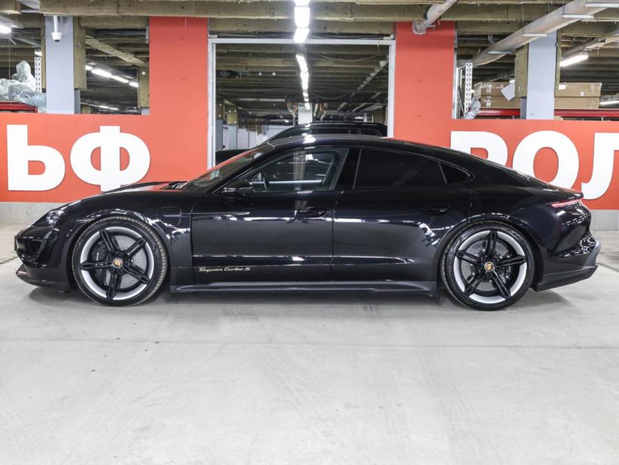 Porsche Taycan I Москва  - изображение 9