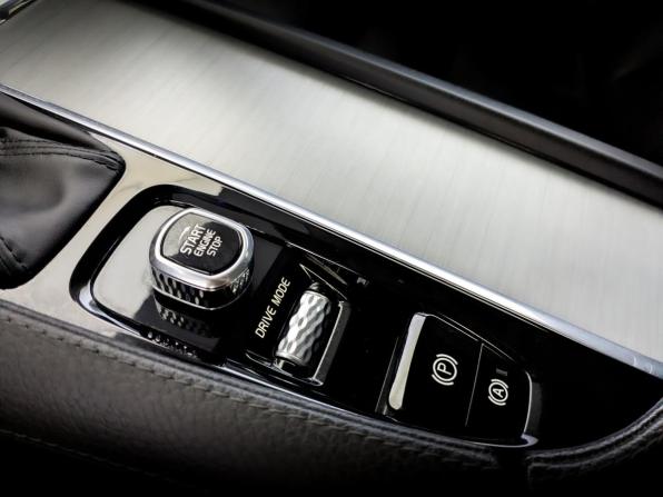 Volvo XC90 II с пробегом 2019 года, цена 4 645 000 рублей, 116284 км, внедорожник, Автокод Объявления