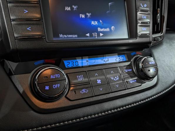 Toyota RAV4 IV (XA40) с пробегом 2015 года, цена 2 145 000 рублей, 85916 км, внедорожник, Автокод Объявления