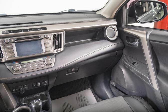 Toyota RAV4 IV (XA40) с пробегом 2015 года, цена 2 299 000 рублей, 138000 км, внедорожник, Автокод Объявления