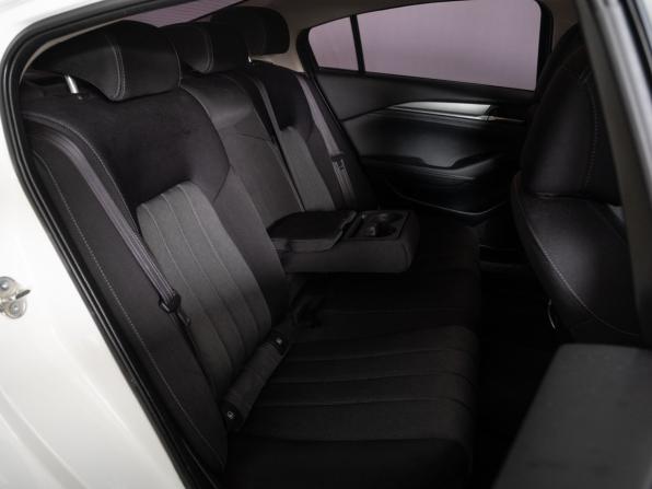 Mazda 6 III (GJ) Рестайлинг 2 с пробегом 2019 года, цена 1 898 000 рублей, 186000 км, седан, Автокод Объявления