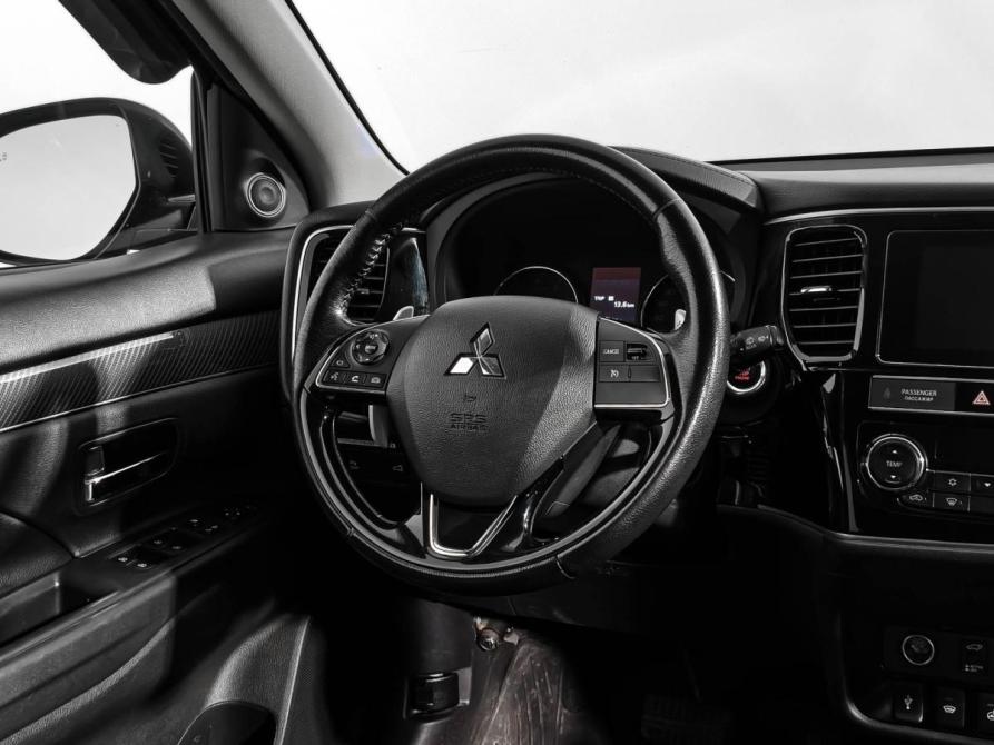 Mitsubishi Outlander III Рестайлинг 3 Санкт-Петербург  - изображение 15