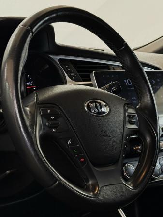 Kia Ceed II Рестайлинг с пробегом 2018 года, цена 1 230 000 рублей, 189522 км, универсал, Автокод Объявления