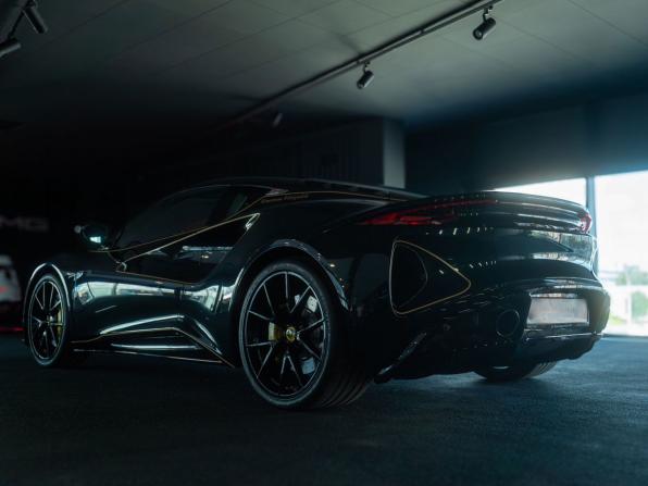 Lotus Emira с пробегом 2023 года, цена 15 000 000 рублей, 3646 км, купе, Автокод Объявления