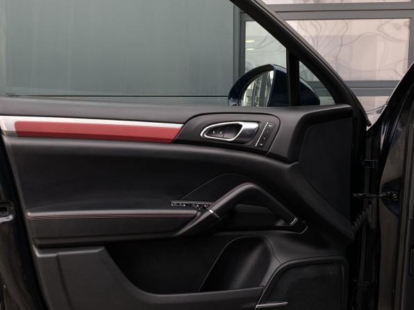 Porsche Cayenne II Рестайлинг (958) с пробегом 2015 года, цена 2 919 000 рублей, 208882 км, внедорожник, Автокод Объявления