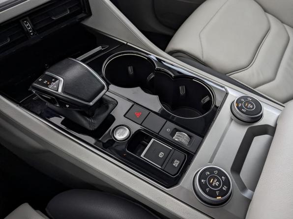 Volkswagen Touareg III с пробегом 2018 года, цена 4 950 000 рублей, 82468 км, внедорожник, Автокод Объявления