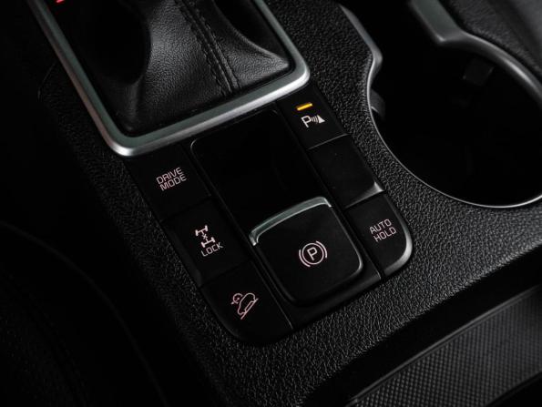 Kia Sportage IV Рестайлинг с пробегом 2021 года, цена 2 276 000 рублей, 145846 км, внедорожник, Автокод Объявления