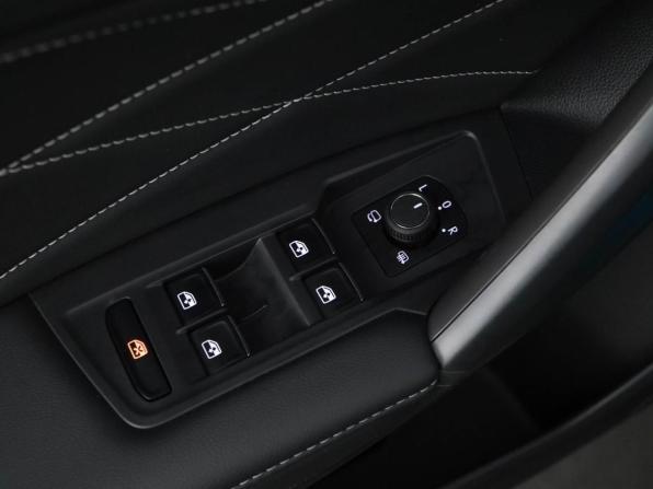 Volkswagen Tiguan II Рестайлинг (China Market) с пробегом 2024 года, цена 3 899 000 рублей, 15518 км, внедорожник, Автокод Объявления