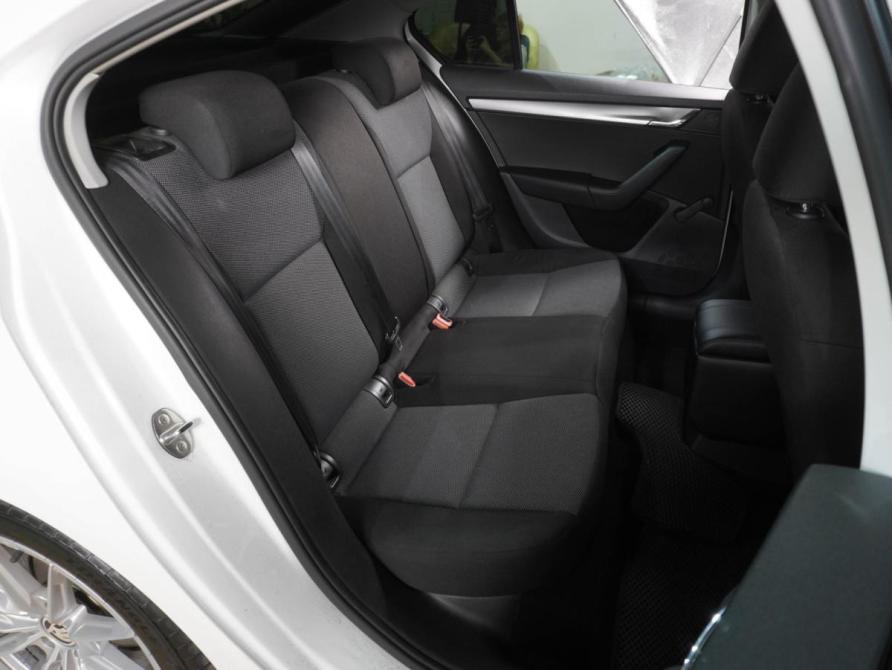 Skoda Octavia III (A7) Воронеж  - изображение 8