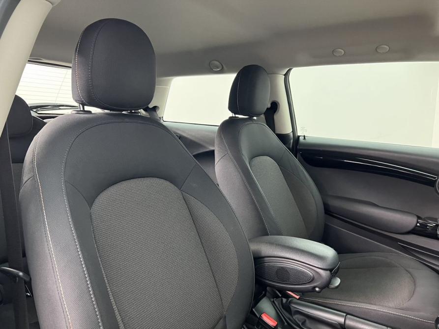 Mini Hatch III (F55/F56) Рестайлинг Москва  - изображение 10