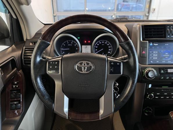 Toyota Land Cruiser Prado 150 Series с пробегом 2010 года, цена 2 660 000 рублей, 229643 км, внедорожник, Автокод Объявления