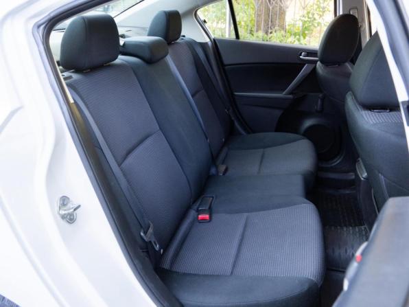 Mazda 3 II (BL) Рестайлинг с пробегом 2013 года, цена 1 120 000 рублей, 71240 км, седан, Автокод Объявления