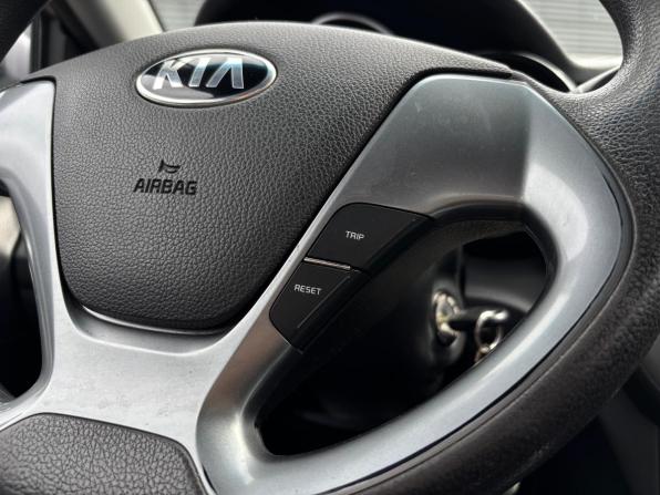 Kia Rio III Рестайлинг с пробегом 2016 года, цена 895 000 рублей, 121646 км, седан, Автокод Объявления