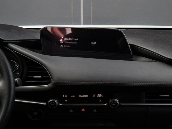 Mazda 3 IV (BP) с пробегом 2020 года, цена 2 080 000 рублей, 48325 км, седан, Автокод Объявления