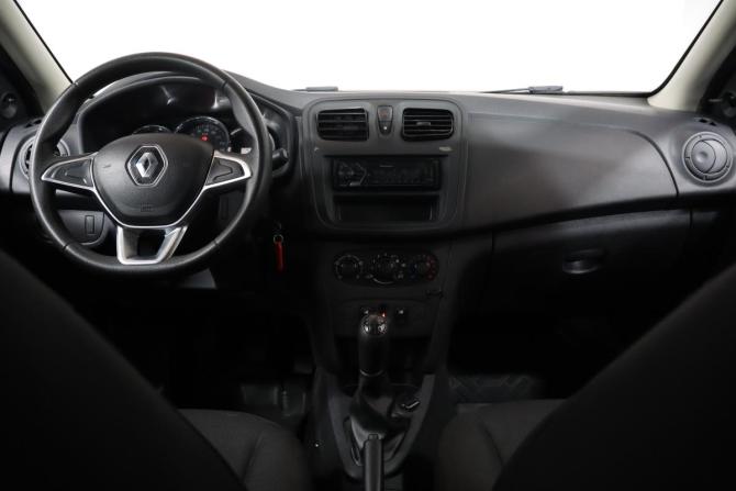 Renault Logan II Рестайлинг с пробегом 2018 года, цена 649 000 рублей, 156000 км, седан, Автокод Объявления