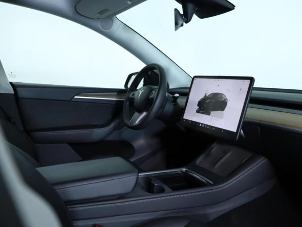 Tesla Model Y I с пробегом 2023 года, цена 4 900 000 рублей, 55521 км, внедорожник, Автокод Объявления