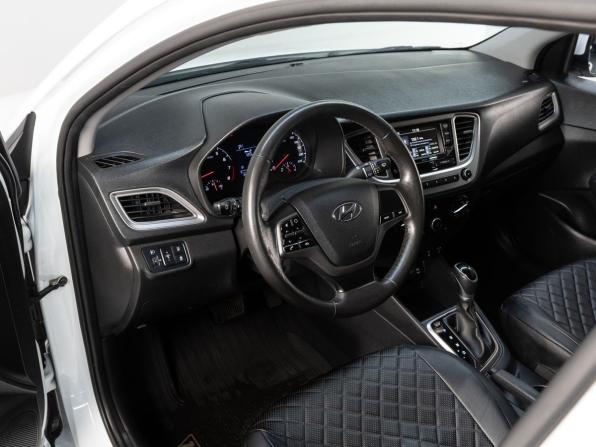 Hyundai Solaris II Рестайлинг с пробегом 2021 года, цена 1 779 000 рублей, 93881 км, седан, Автокод Объявления