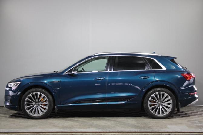 Audi e-tron I с пробегом 2020 года, цена 4 699 000 рублей, 79350 км, внедорожник, Автокод Объявления