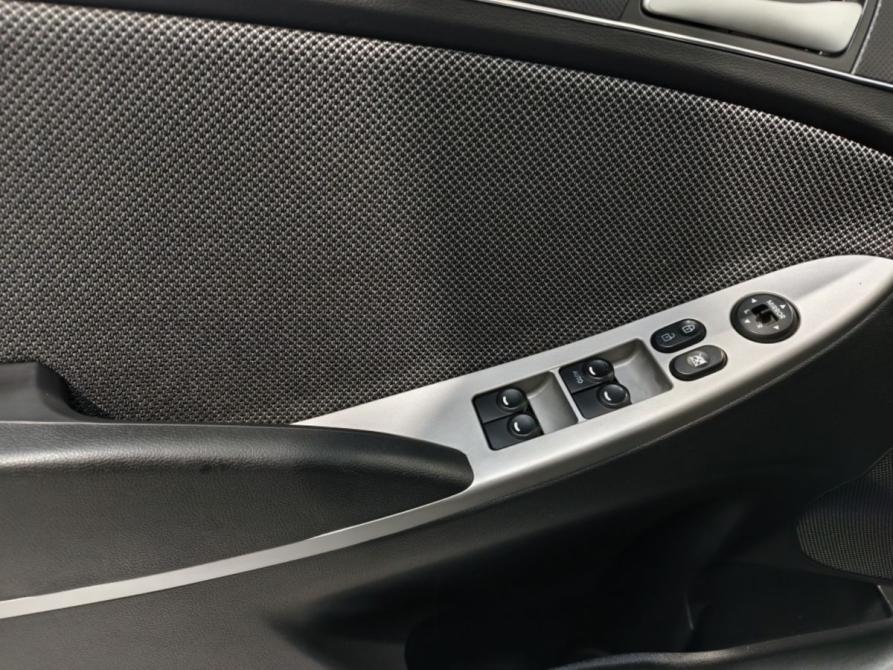 Hyundai Solaris I Курск  - изображение 14