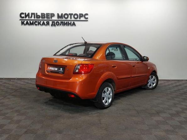 Kia Rio II Рестайлинг с пробегом 2010 года, цена 499 000 рублей, 157648 км, седан, Автокод Объявления
