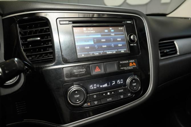 Mitsubishi Outlander III Рестайлинг с пробегом 2014 года, цена 1 329 000 рублей, 175162 км, внедорожник, Автокод Объявления