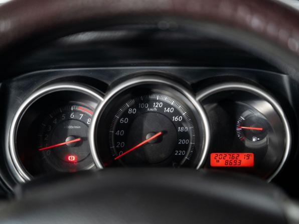 Nissan Tiida I Рестайлинг с пробегом 2011 года, цена 549 500 рублей, 202762 км, седан, Автокод Объявления