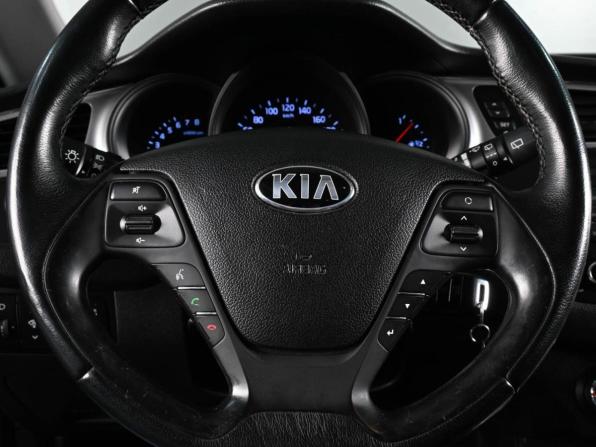Kia Ceed II Рестайлинг с пробегом 2015 года, цена 1 499 000 рублей, 72565 км, хэтчбек, Автокод Объявления