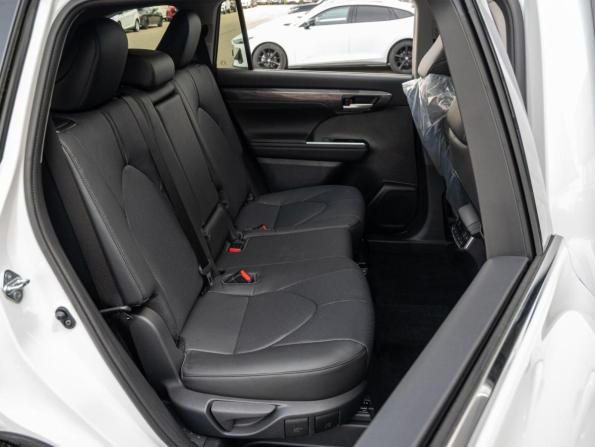 Toyota Highlander IV (XU70) с пробегом 2026 года, цена 5 500 000 рублей, 34 км, внедорожник, Автокод Объявления