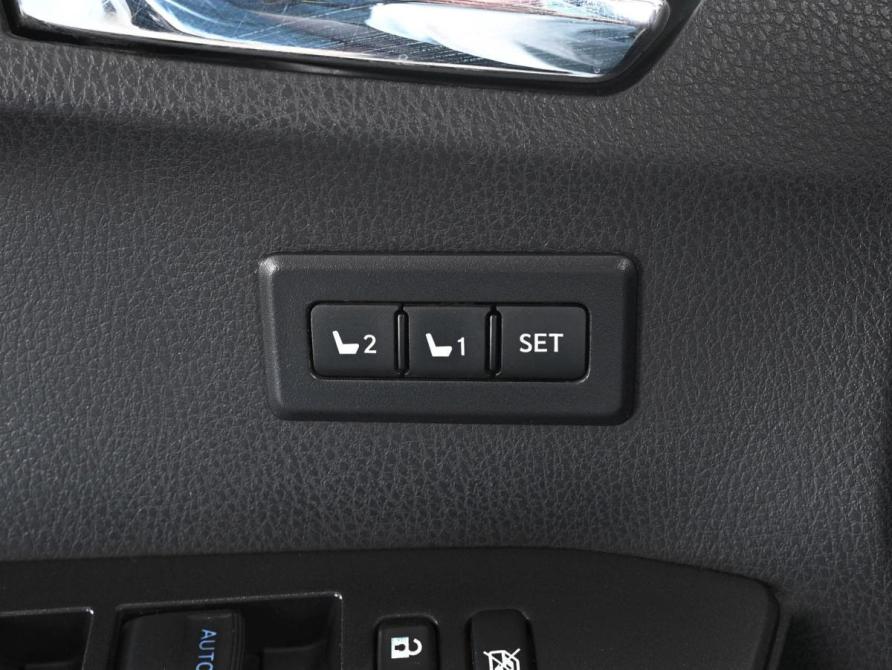 Toyota RAV4 IV (XA40) Рестайлинг Ростов-на-Дону  - изображение 19