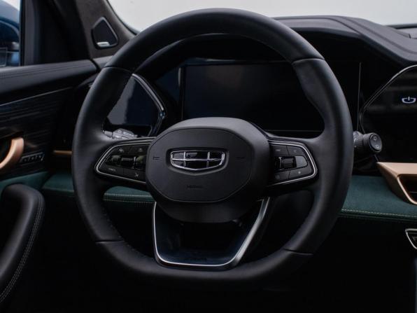 Geely Monjaro I с пробегом 2025 года, цена 3 750 000 рублей, 13794 км, внедорожник, Автокод Объявления