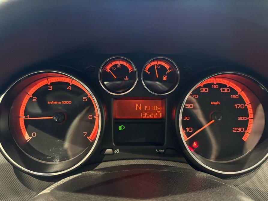 Peugeot 308 I Рестайлинг Москва  - изображение 15