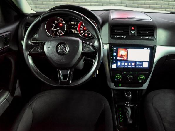 Skoda Yeti I Рестайлинг с пробегом 2014 года, цена 1 200 000 рублей, 181297 км, внедорожник, Автокод Объявления