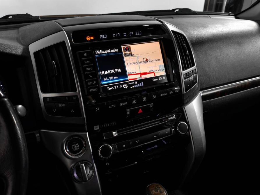 Toyota Land Cruiser 200 Series Рестайлинг 1 Санкт-Петербург  - изображение 22