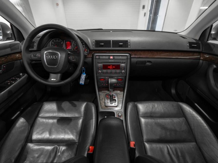 Audi A4 III (B7) Москва  - изображение 8
